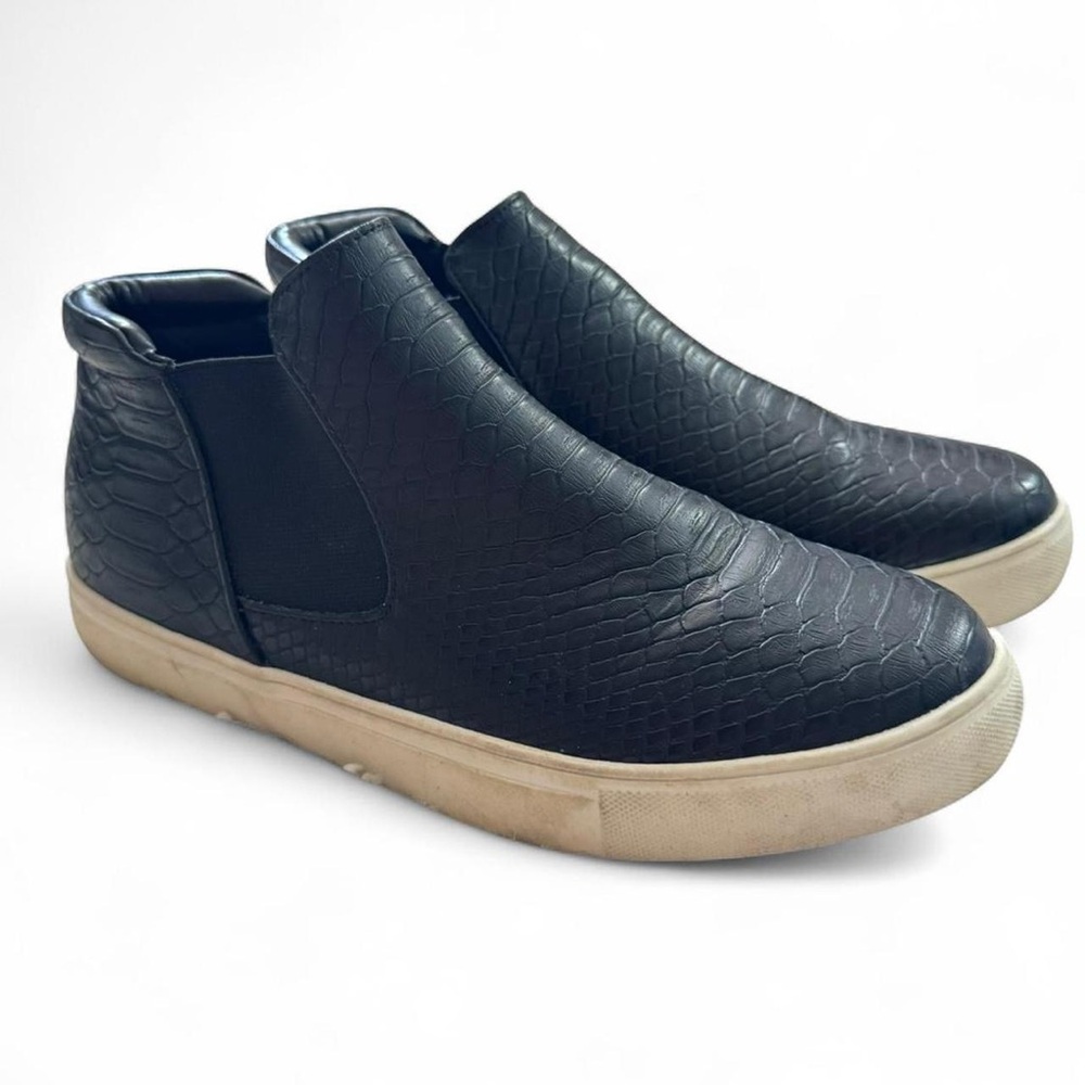 Coconuts by Matisse Black Textured Sneakers
